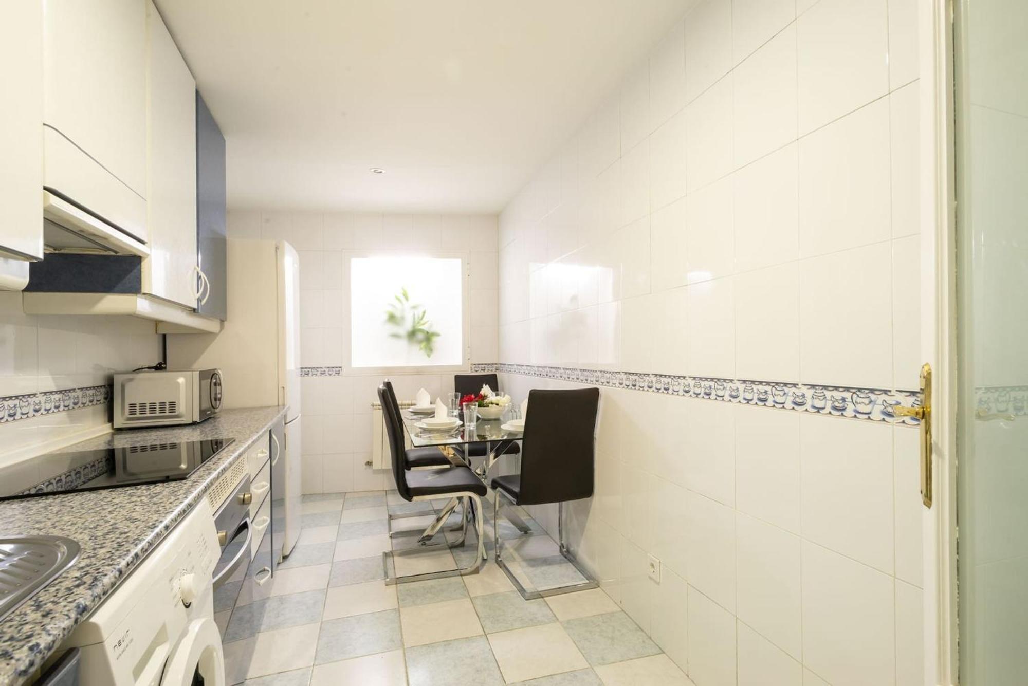 Apartamentos Day Madrid Tribunal Centro Gran Via Sol ภายนอก รูปภาพ