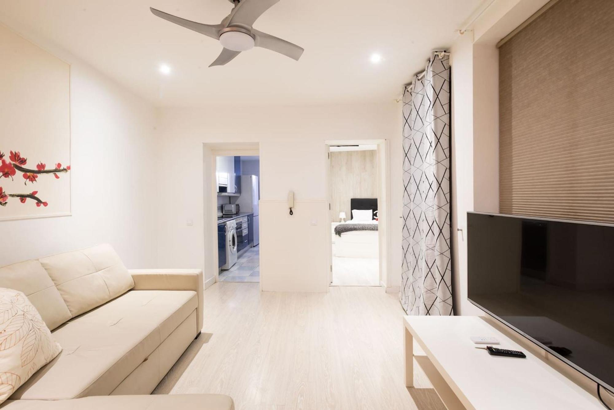 Apartamentos Day Madrid Tribunal Centro Gran Via Sol ภายนอก รูปภาพ
